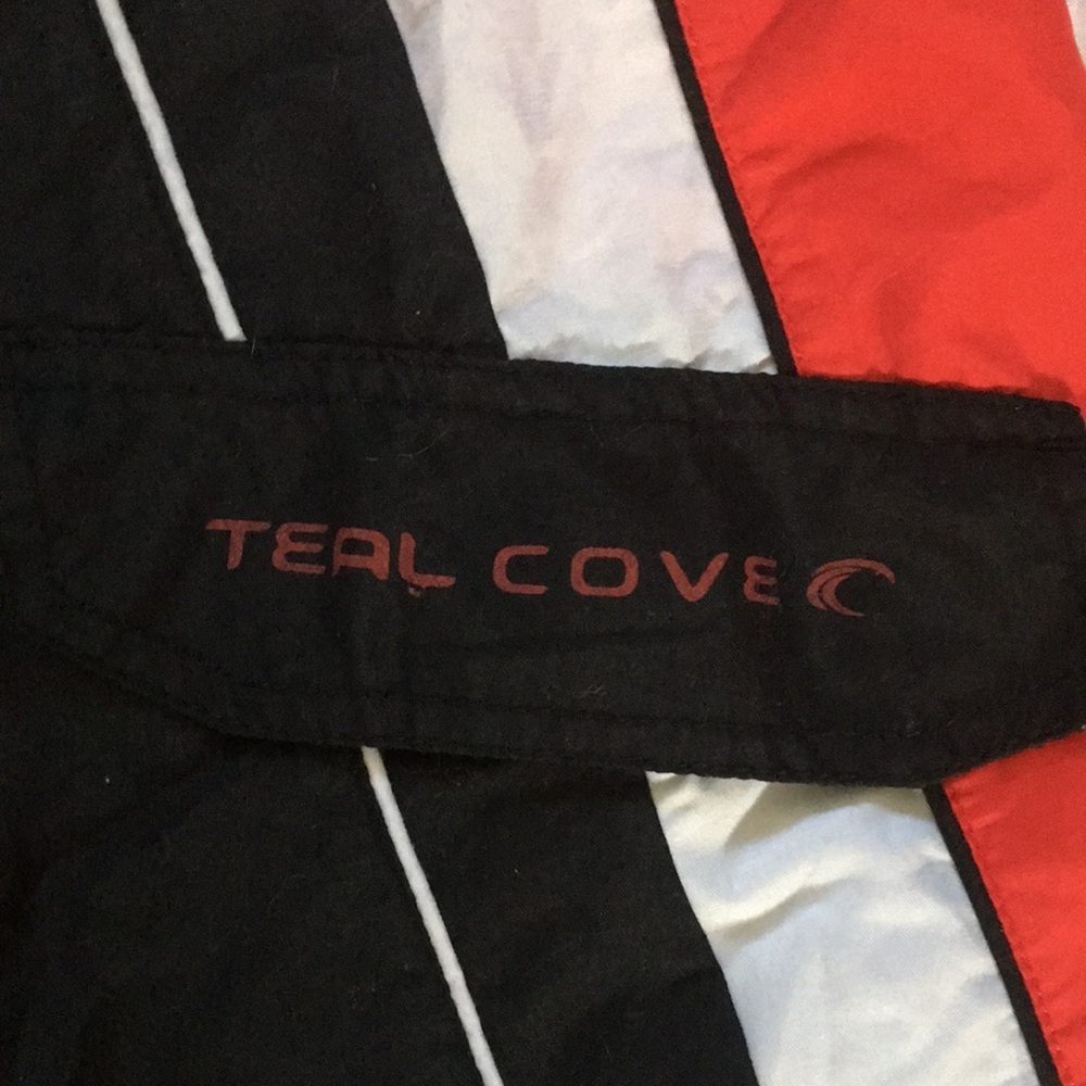 Teal Cove Black/White/Red Board Shorts Size:32 EUC - Picture 3 of 6